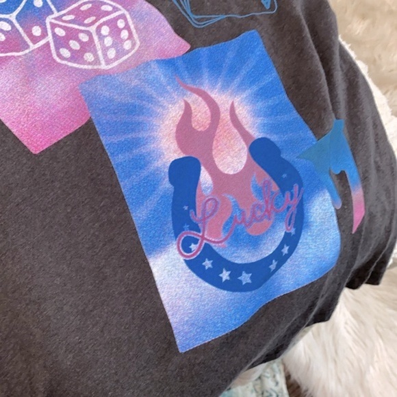 Chaser T-shirt dice lucky horse shoes print size small - Picture 8 of 8